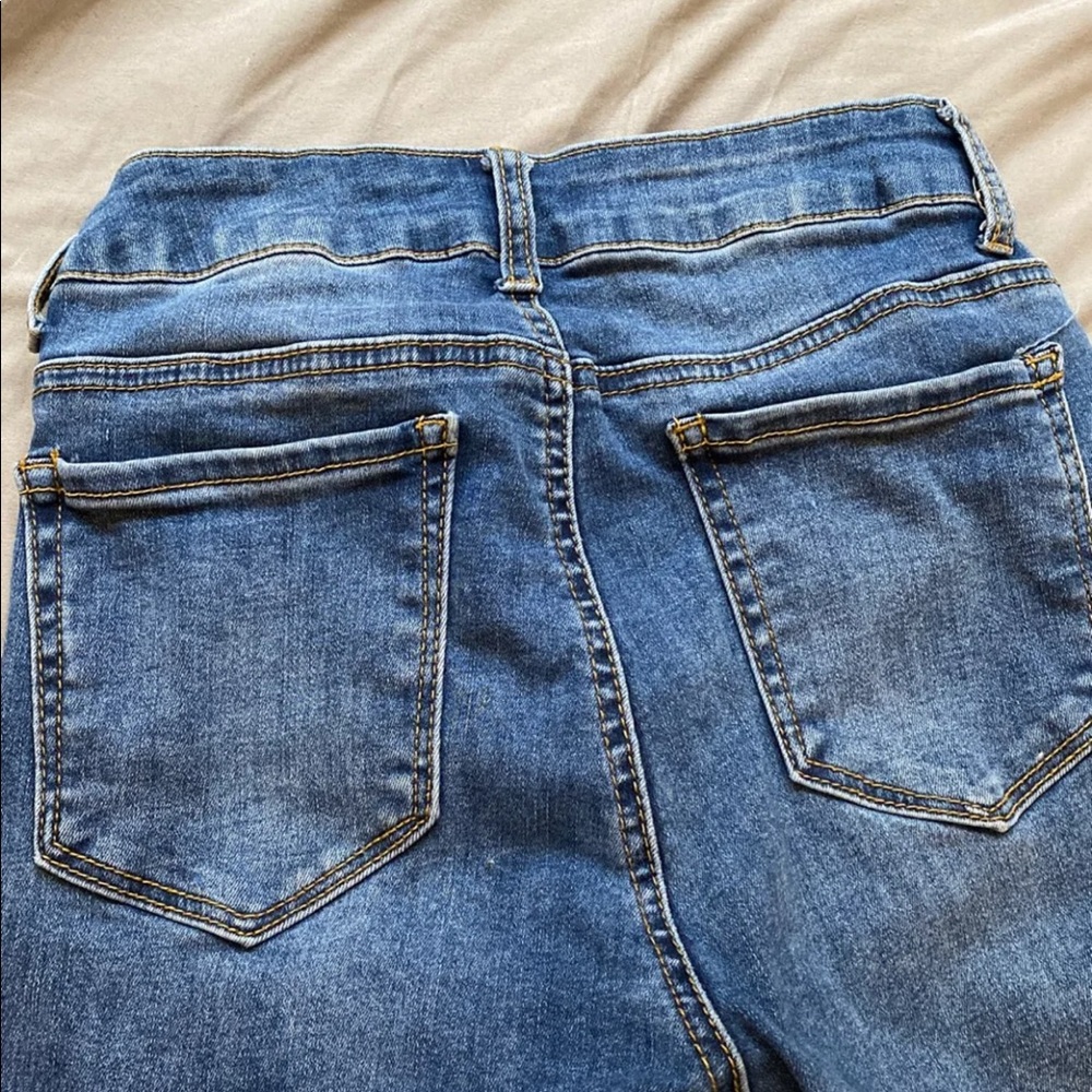 Jeans - Picture 7 of 7